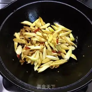 Make White-fried meat step 1