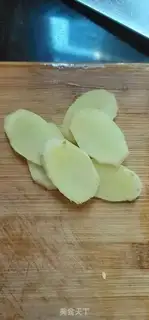 Make The old ginger hens are making a pot step 2