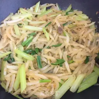 Make Shrimp, celery, radish step 9