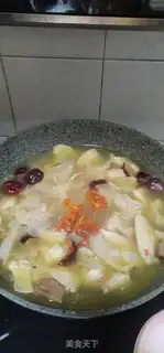 Make The old ginger hens are making a pot step 13