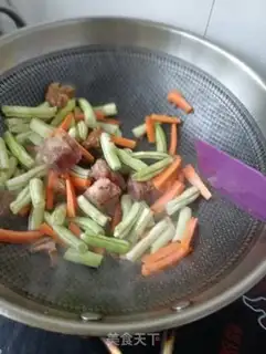 Make Big sausage and pork beans step 8