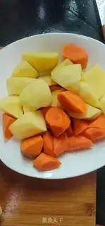 Make Old hen stews potato carrots step 2