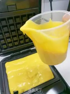 Make original waffles step 7