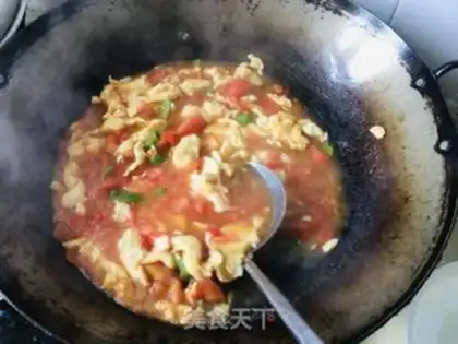 Make Eggs and tomatoes step 7