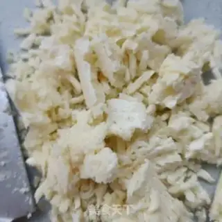 Make Rock-burned cheese toast step 5