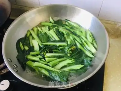 Make Garlic oil for mustard step 2