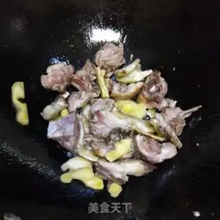 Make Duck leg and radish step 4