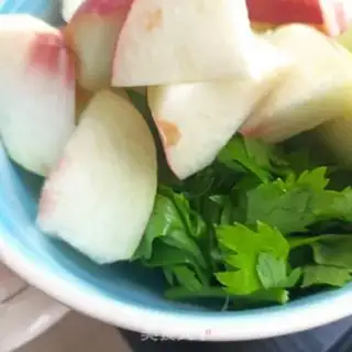 Make Celery curry juice step 3