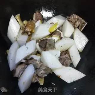 Make Duck leg and radish step 5
