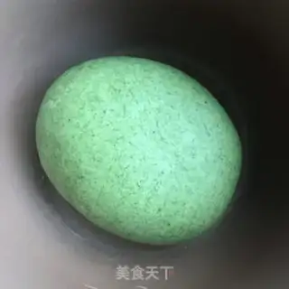 Make Squirt hands and spinach noodles step 0