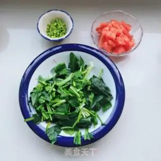 Make Sourball spinach noodles step 1