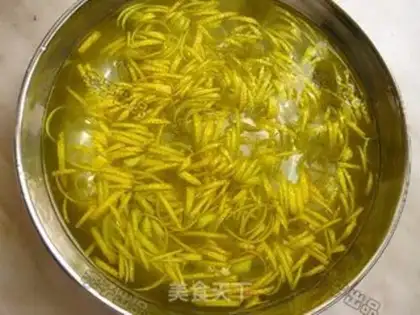 Make Homemade honey tea step 3