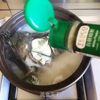 Make Fish head soup step 4