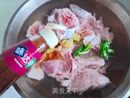 Make It smells like a bone step 1