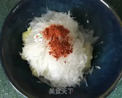 Make A spicy cabbage fan bun step 4