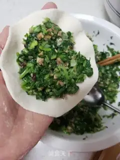 Make A green mushroom pie step 11