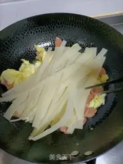 Make Roasted noodles step 4