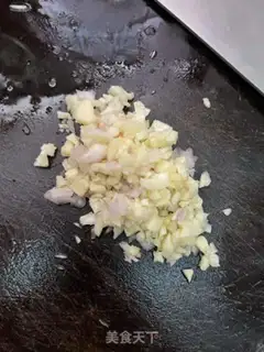 Make Garlic gills and mushrooms step 0