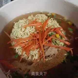 Make Boiled salami spinach noodles step 4
