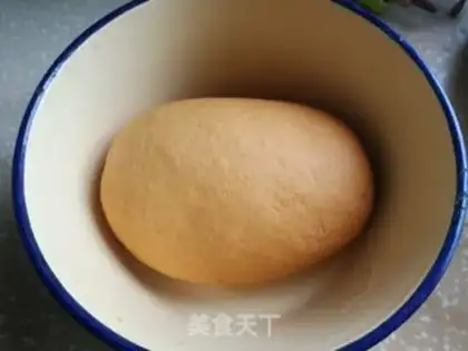 Make Cinnamon sugar pumpkin buns step 1