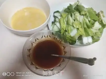 Make Eggs and cabbage step 0