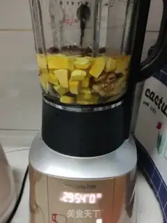 Make Nutnuts and pumpkins step 4