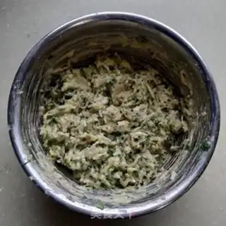 Make Roachballs step 10