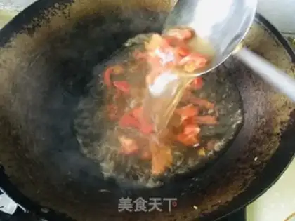 Make Tomato egg soup step 0