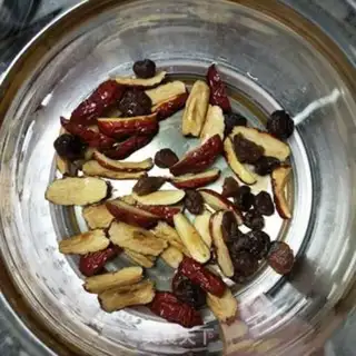 Make Red-tree guacamole tea step 2