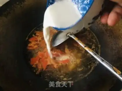 Make Tomato egg soup step 2