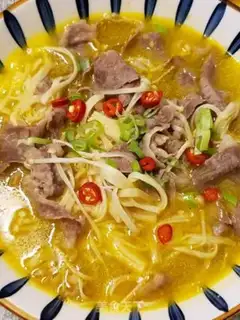 Make Sour soup, fat cow, golden mushroom step 7