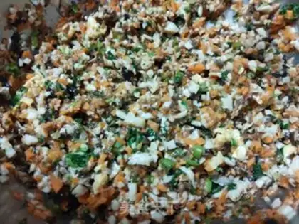 Make Pork abalone carrot dumplings step 15