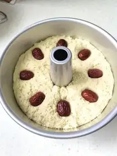 Make Red-noodled hairloaf step 9