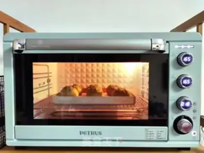 Make Cream of tea and cream bread step 10