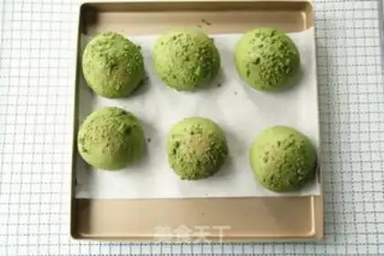 Make Cream of tea and cream bread step 11
