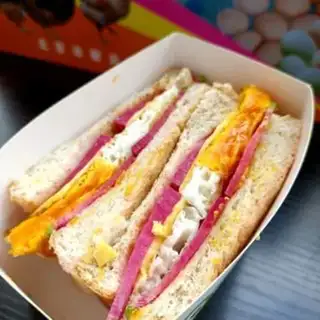 Make Eggs radish sandwich step 10