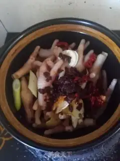 Make Chicken wings and claws step 8