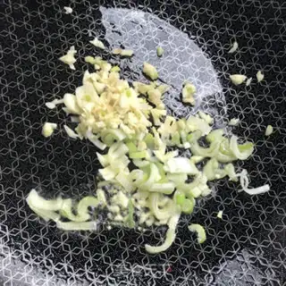 Make walnut oil and broccoli step 4