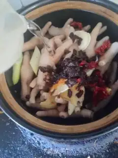 Make Chicken wings and claws step 9