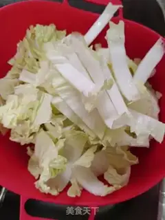 Make Eggs and cabbage step 0