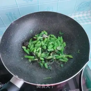 Make Pine omelet fried truffles step 6