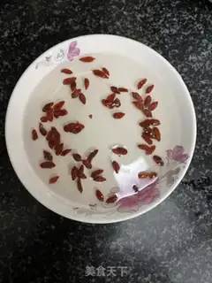 Make Ginger date tea step 2