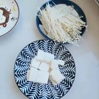 Make Hot cabbage tofu step 1