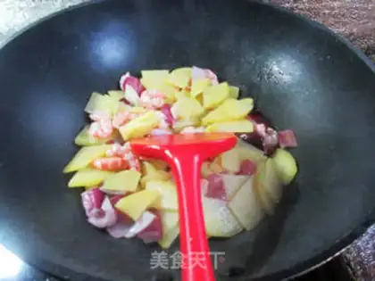 Make ♪ Onion shrimp fried potatoes ♪ step 5
