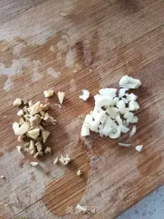 Make Garlic porridge step 2