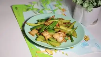 Make Five flowers, cucumber step 7