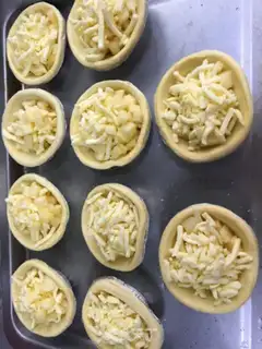 Make Apple cheese balls step 4