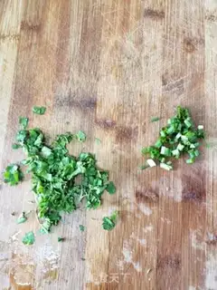 Make Garlic porridge step 4