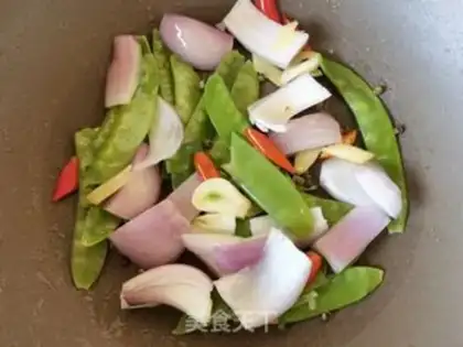 Make Dutch onion fried cowboy bones step 12