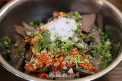 Make Coldly mixed with pig liver step 19